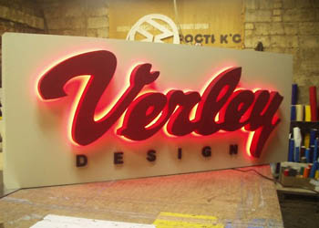 Интерьерная вывеска «Verley Design»